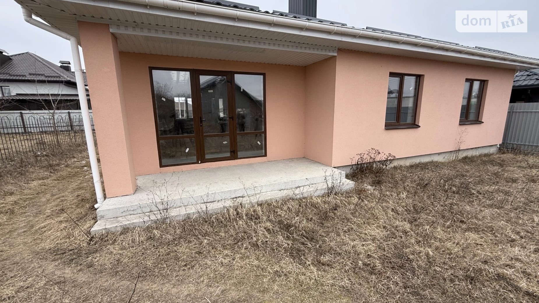 Продается одноэтажный дом 105 кв. м с камином, цена: 75000 $ - фото 3