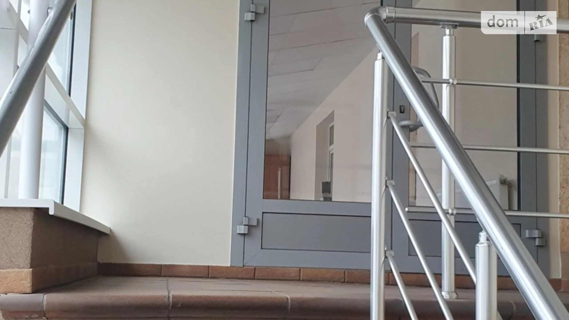 Сдается в аренду помещения свободного назначения 63 кв. м в 2-этажном здании, цена: 17000 грн - фото 2