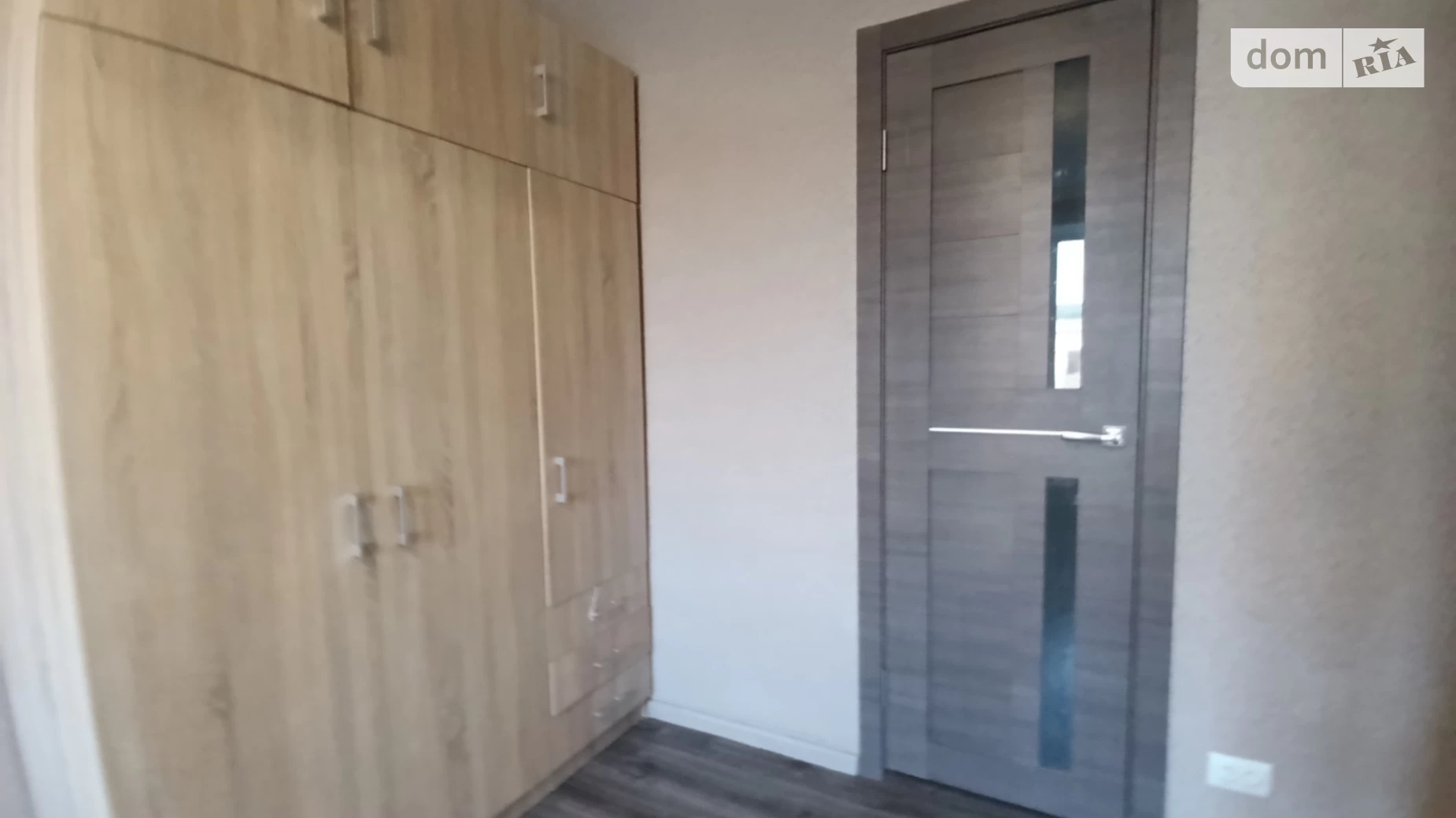 Сдается в аренду 2-комнатная квартира 45 кв. м в Ивано-Франковске, пл. Привокзальная, 9 - фото 3