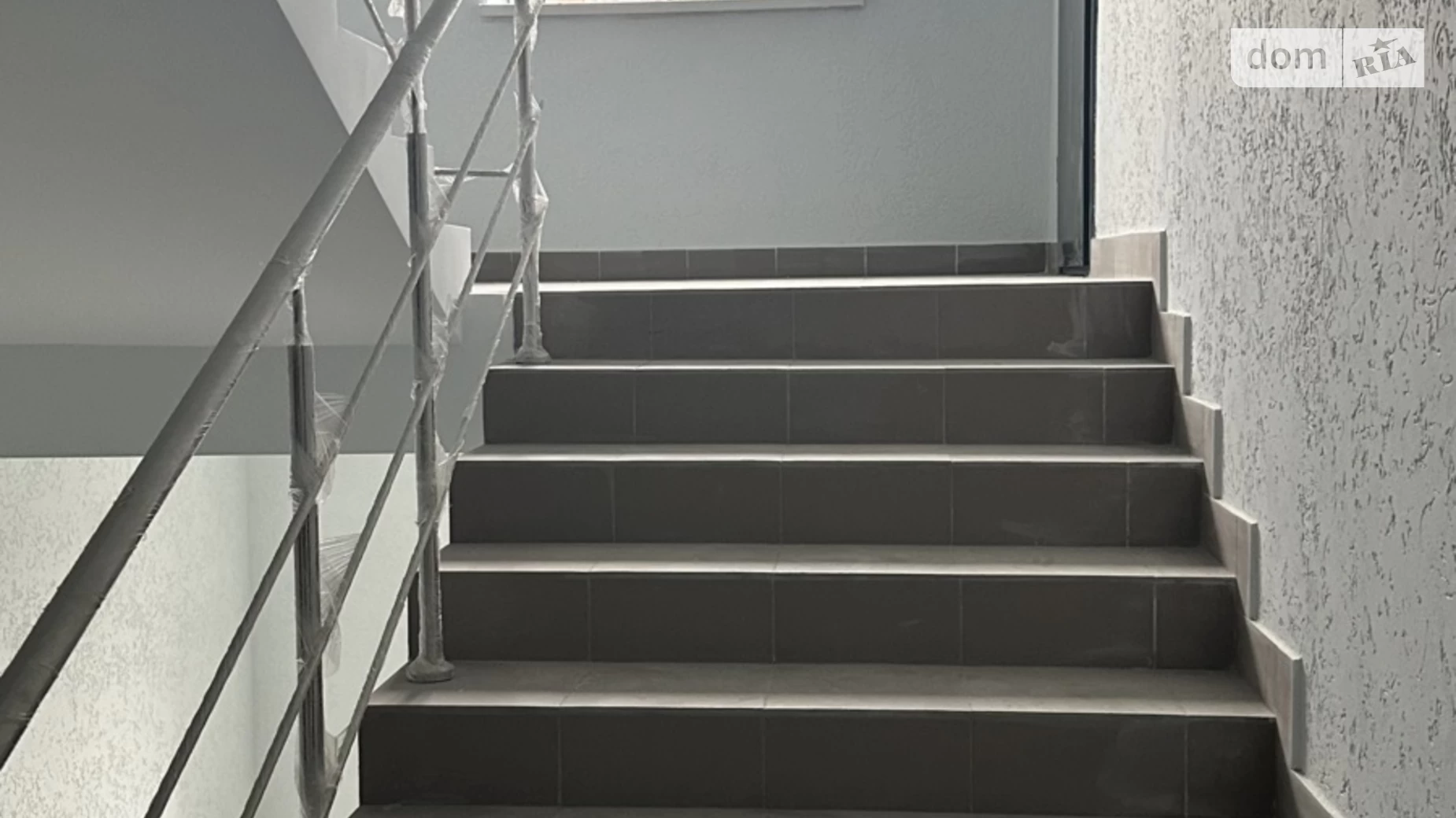 Продается 2-комнатная квартира 67.6 кв. м в Виннице, ул. Костя Широцкого, 5А - фото 2