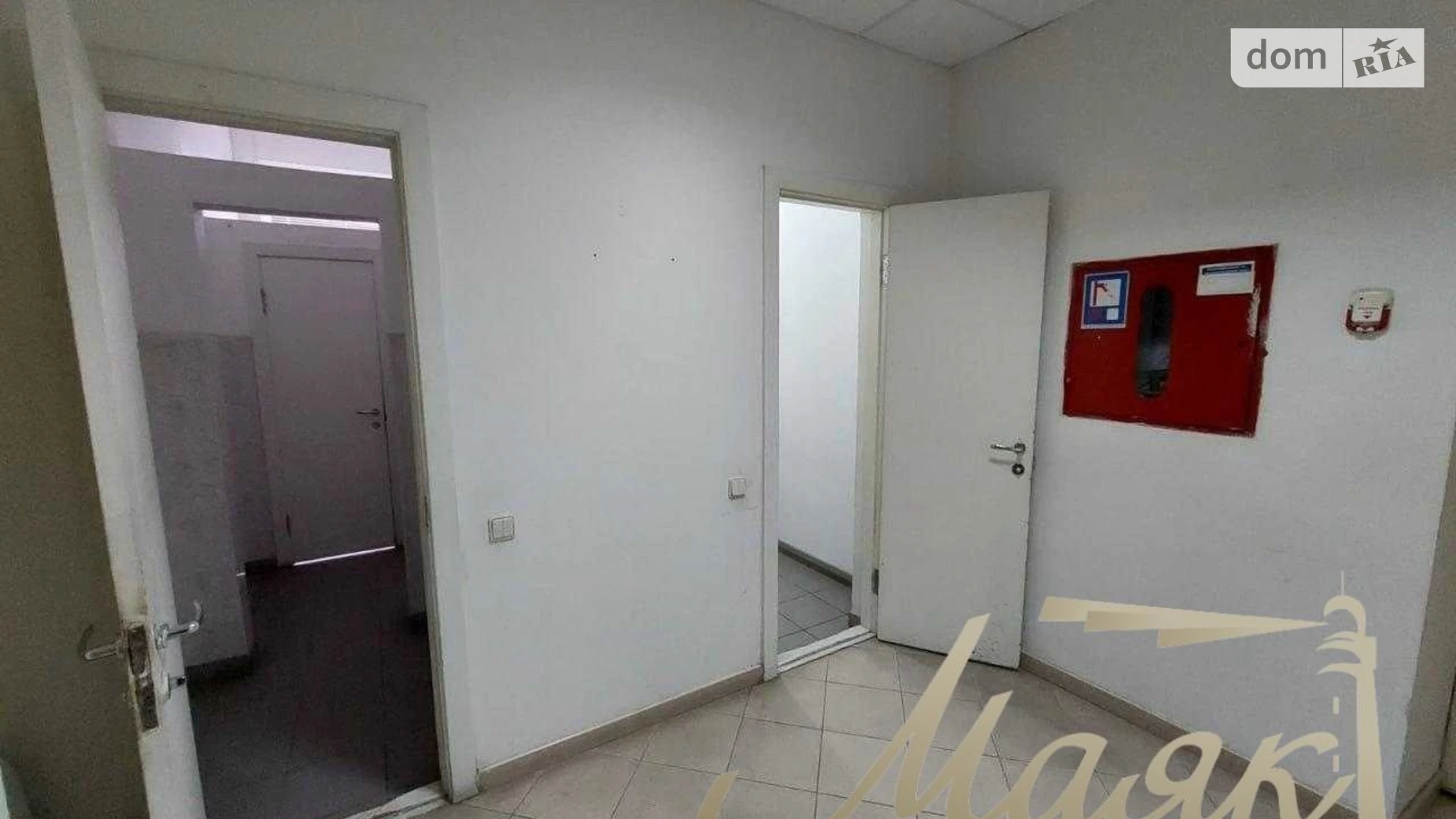 Сдается в аренду офис 265 кв. м в бизнес-центре, цена: 4300 $ - фото 4