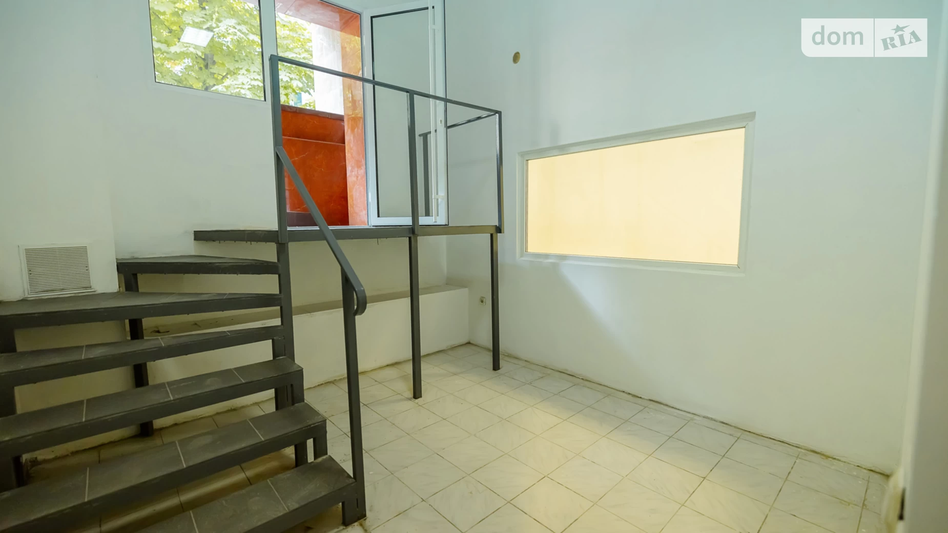 Продається приміщення вільного призначення 122 кв. м в 10-поверховій будівлі, цена: 109000 $ - фото 3