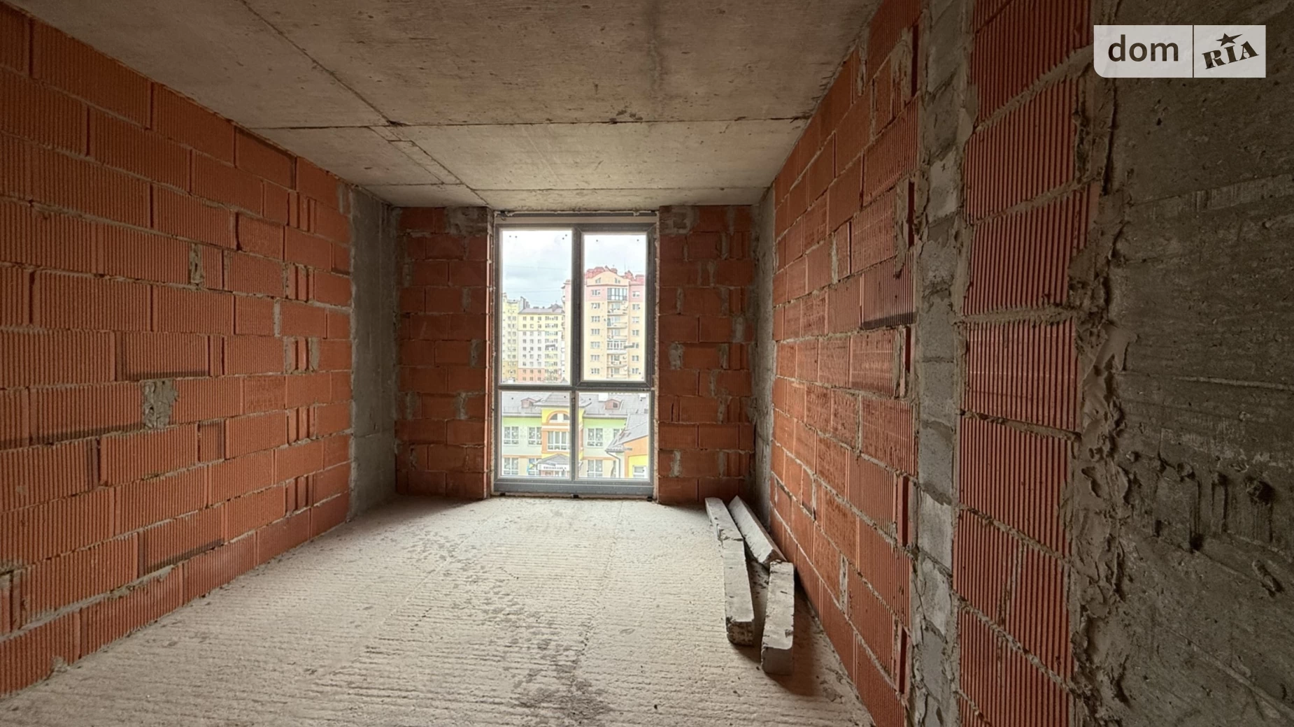 Продается 1-комнатная квартира 40 кв. м в Ивано-Франковске, ул. Химиков - фото 3