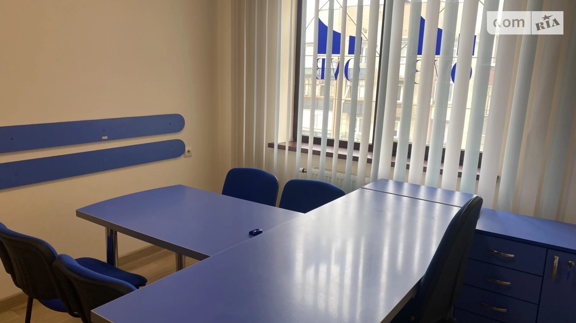 Здається в оренду офіс 12 кв. м в бізнес-центрі, цена: 100 $ - фото 2