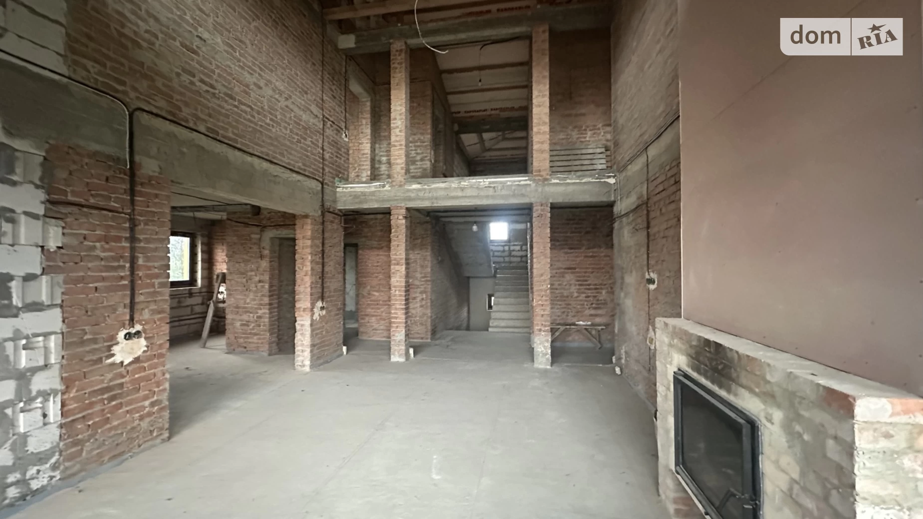 Продается дом на 2 этажа 300 кв. м с верандой, цена: 280000 $ - фото 5