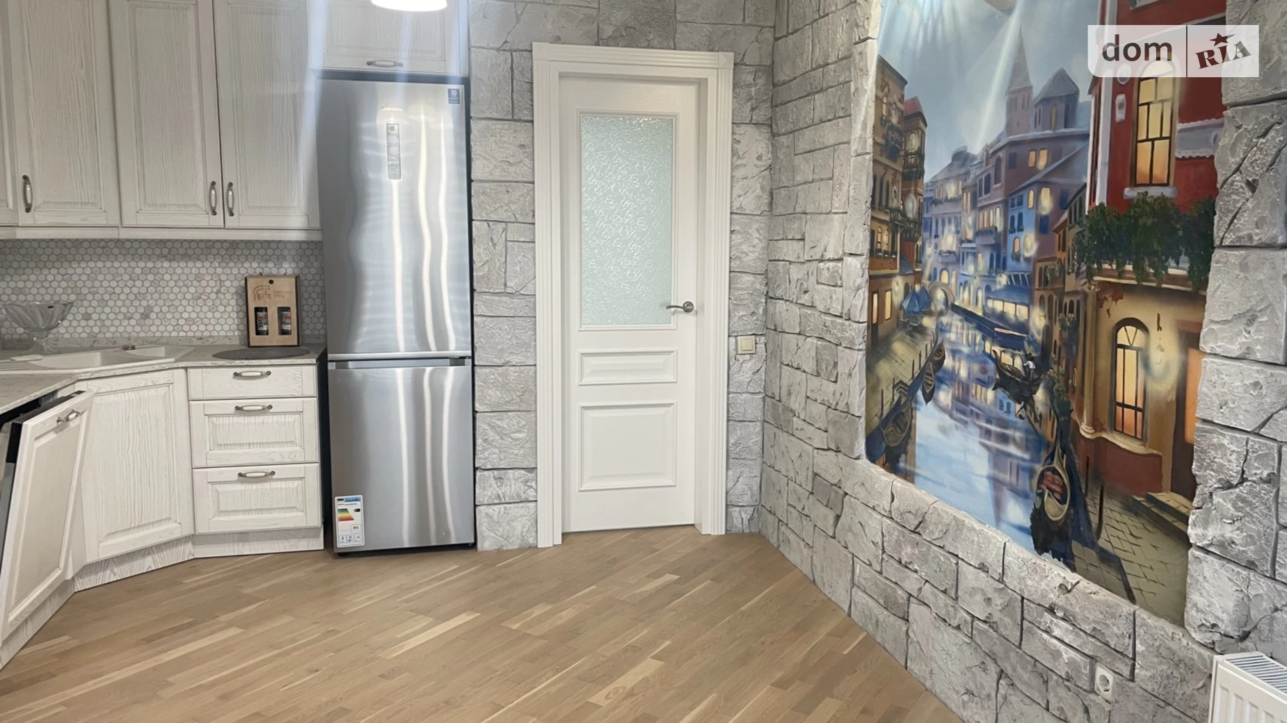 Продается 3-комнатная квартира 91.3 кв. м в, цена: 122000 $ - фото 3