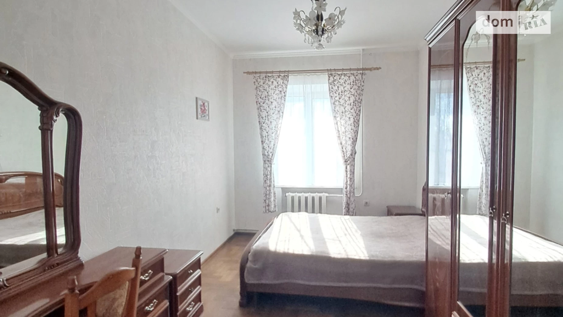 Продается дом на 3 этажа 364.3 кв. м с верандой, цена: 230000 $ - фото 2