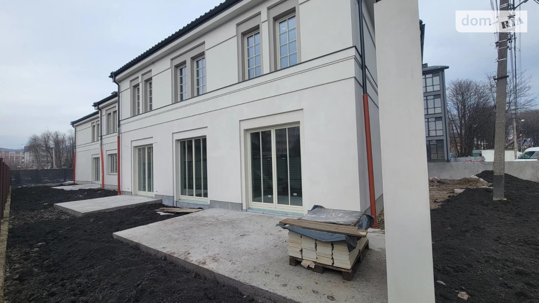 Продается дом на 2 этажа 160 кв. м с беседкой, цена: 236000 $ - фото 2