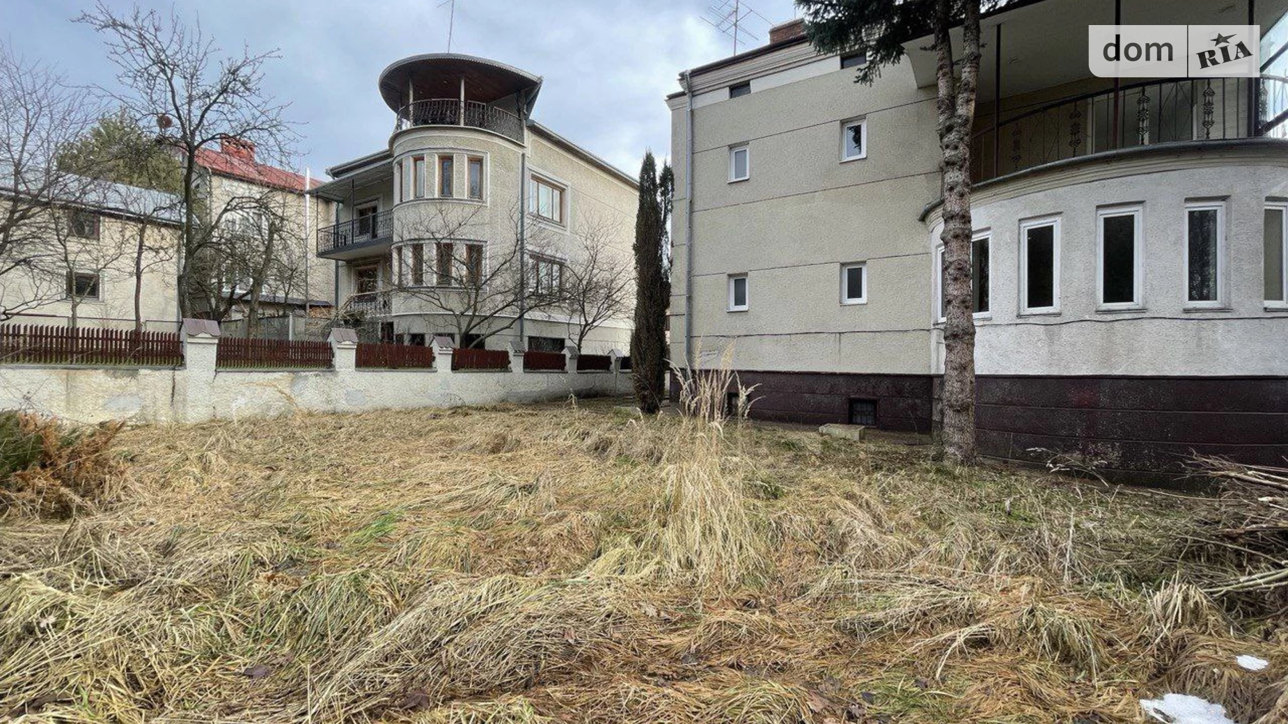 Продается дом на 2 этажа 305.4 кв. м с камином, цена: 180000 $ - фото 2