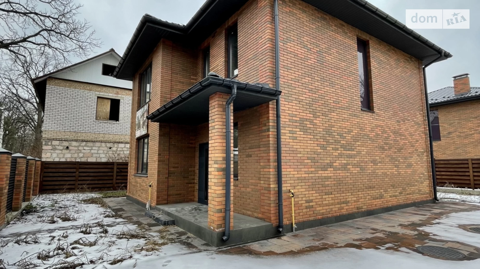 Продается дом на 2 этажа 130 кв. м с баней/сауной, цена: 130000 $ - фото 3
