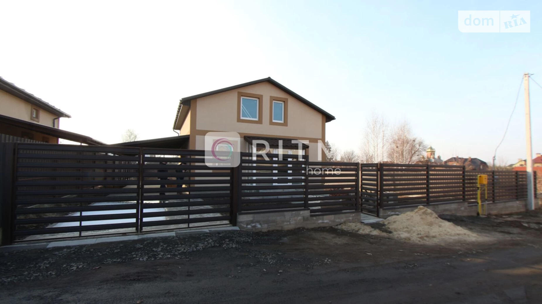 Продается дом на 2 этажа 160 кв. м с гаражом, цена: 100000 $ - фото 4