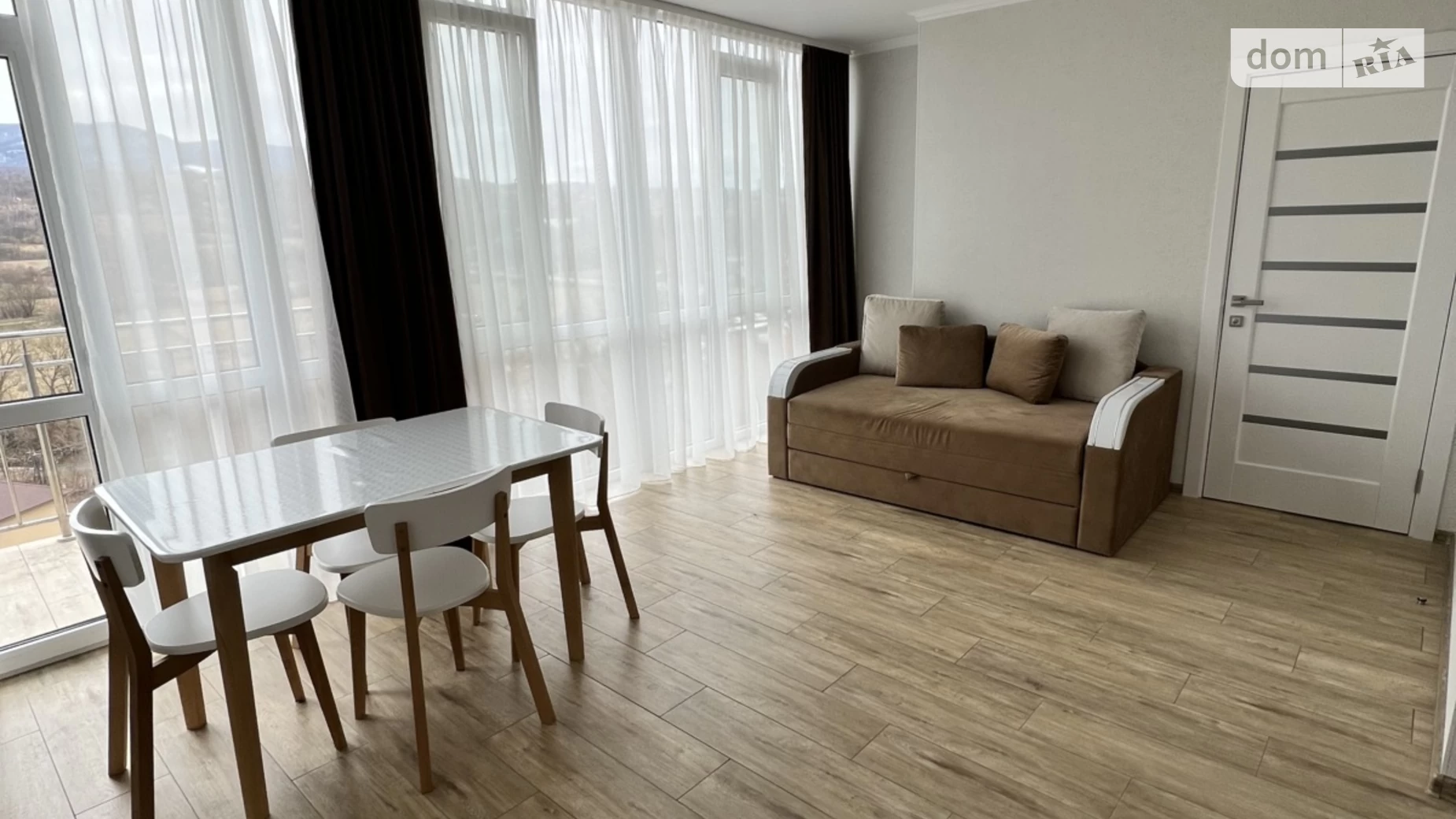 Продається 2-кімнатна квартира 48 кв. м у Голубиному, цена: 120000 $ - фото 2