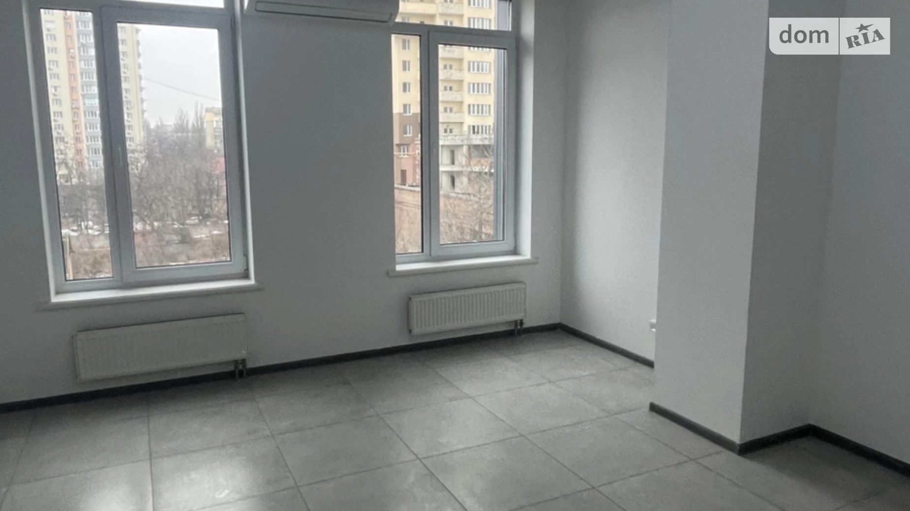 Сдается в аренду помещения свободного назначения 82 кв. м в 8-этажном здании, цена: 41000 грн - фото 2