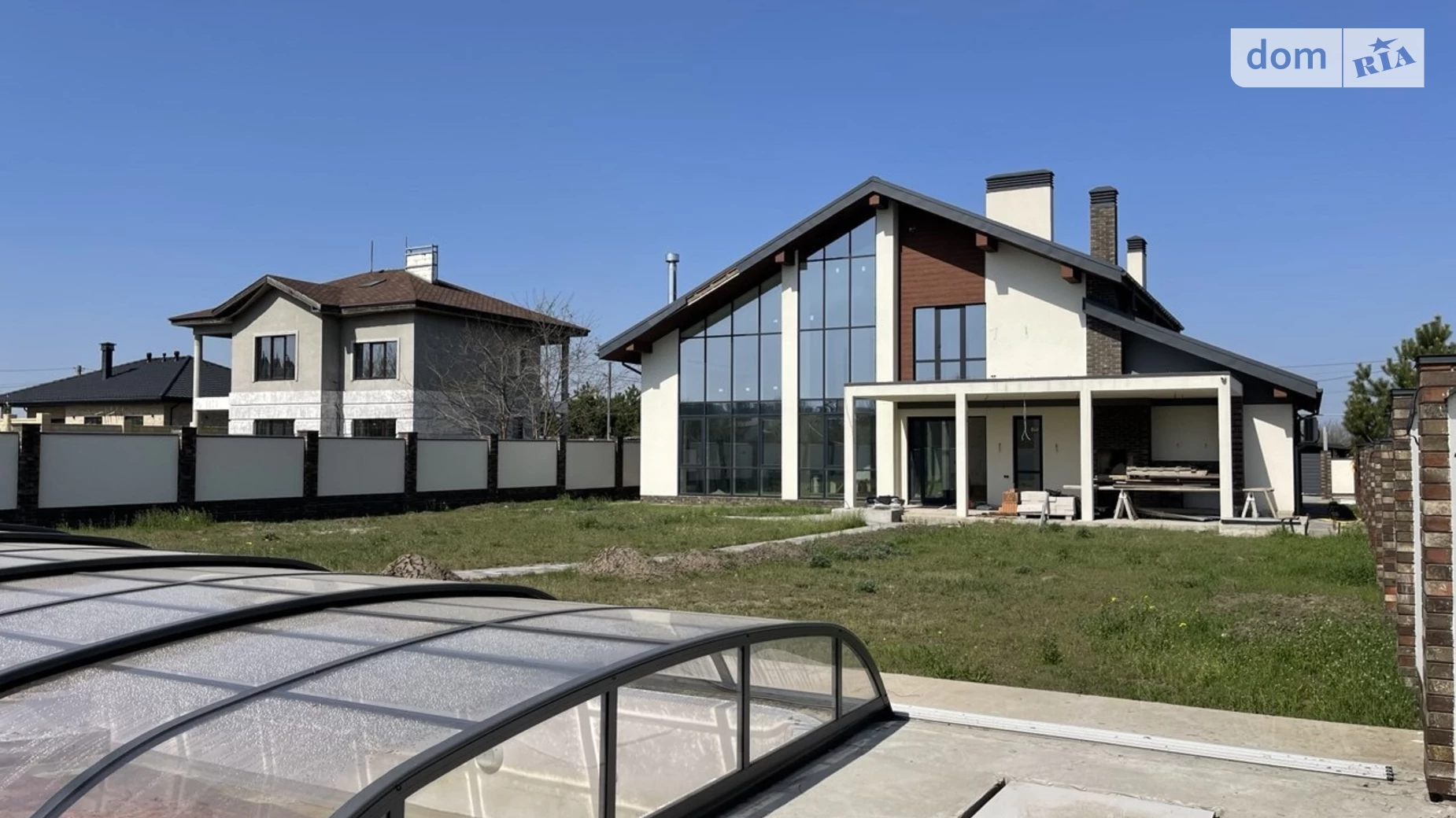 Продается дом на 2 этажа 298.3 кв. м с участком, цена: 350000 $ - фото 3