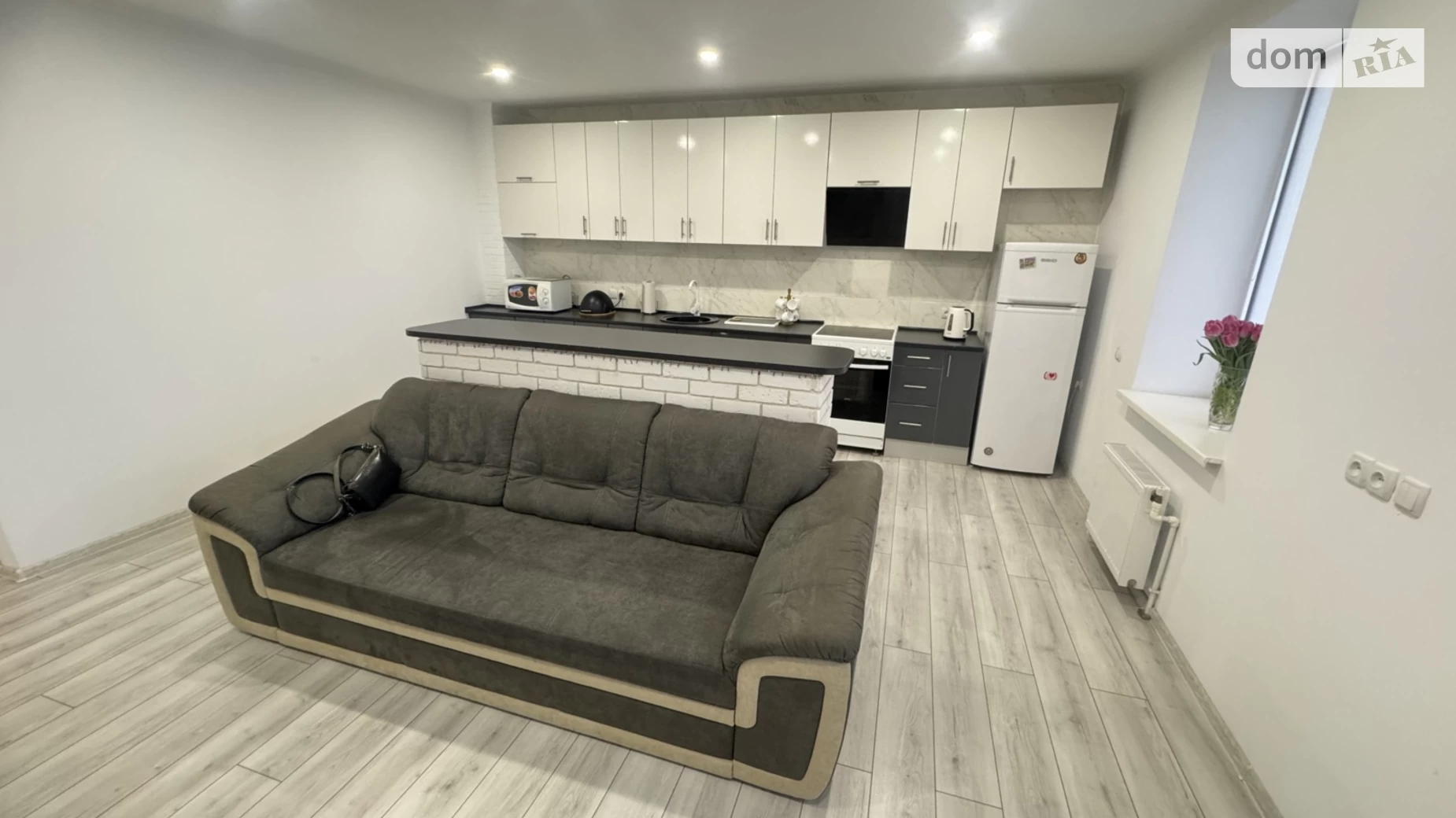 Продается 3-комнатная квартира 73.6 кв. м в Николаеве, ул. Космонавтов - фото 2