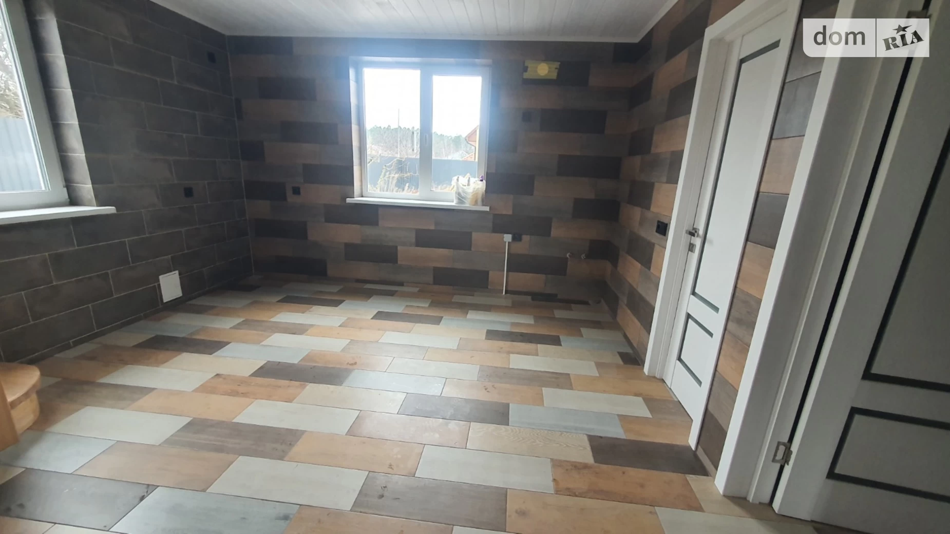 Продается дом на 2 этажа 105 кв. м с террасой, цена: 70000 $ - фото 2