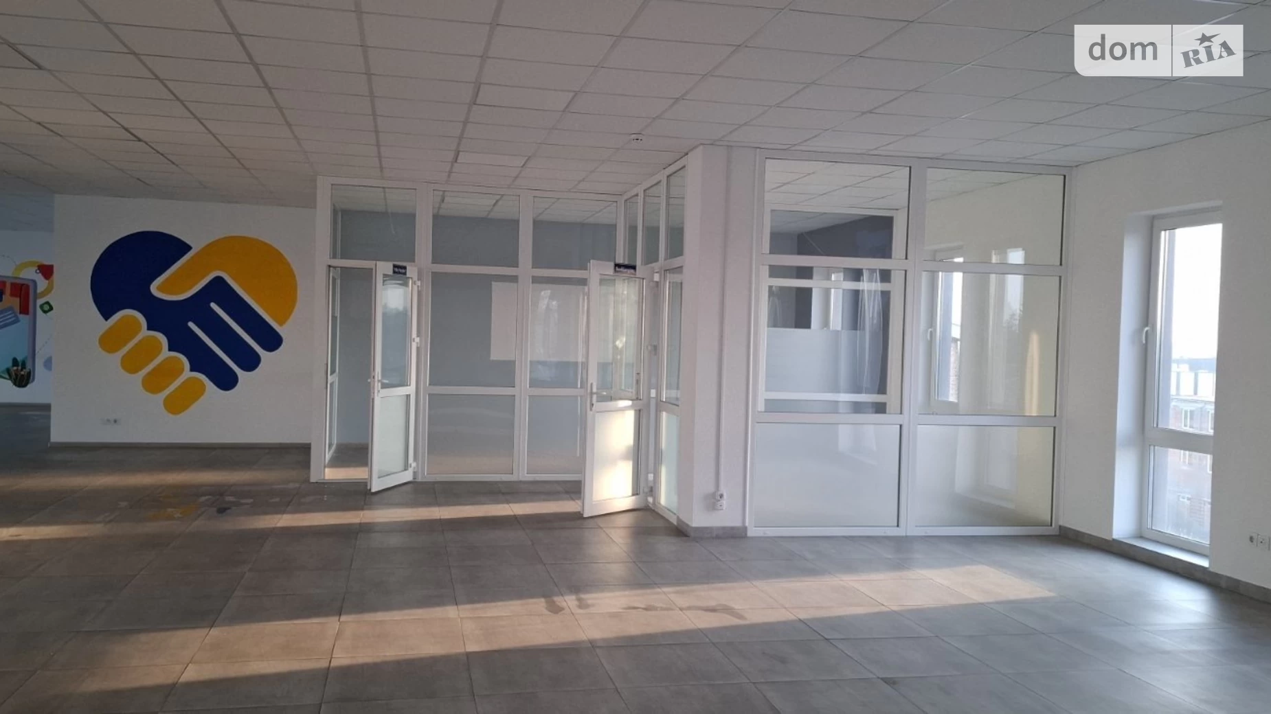 Сдается в аренду офис 563 кв. м в бизнес-центре, цена: 140750 грн - фото 2