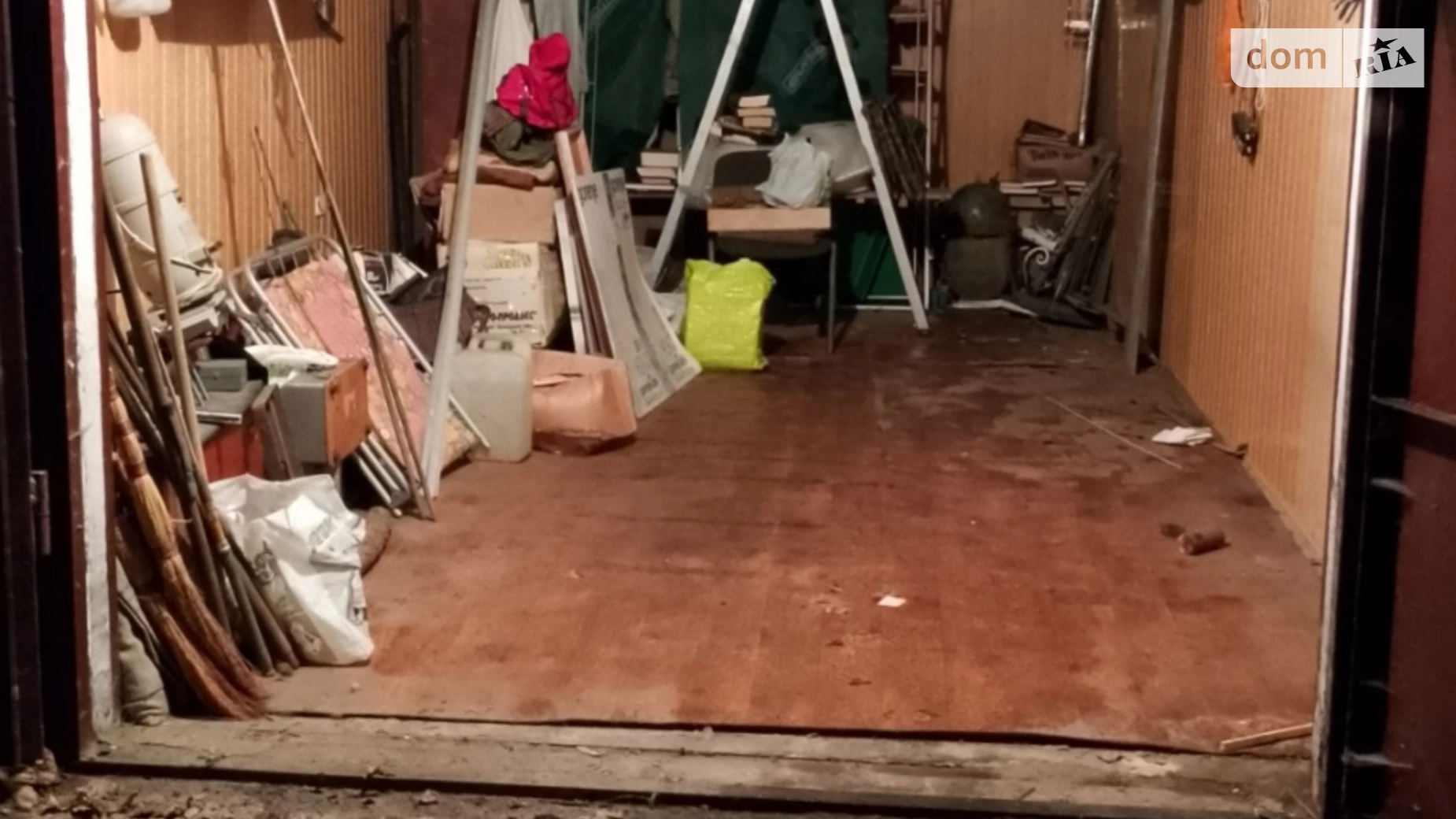 Продается отдельно стоящий гараж под легковое авто на 27 кв. м, цена: 8500 $ - фото 2