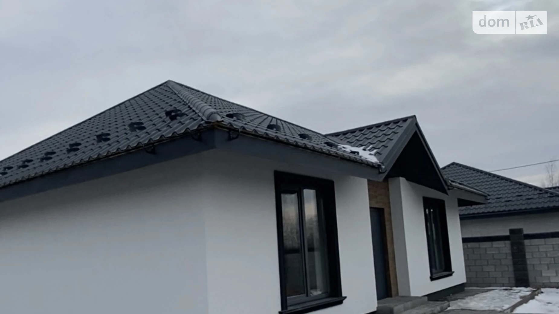 Продается одноэтажный дом 98 кв. м с балконом, цена: 150000 $ - фото 2