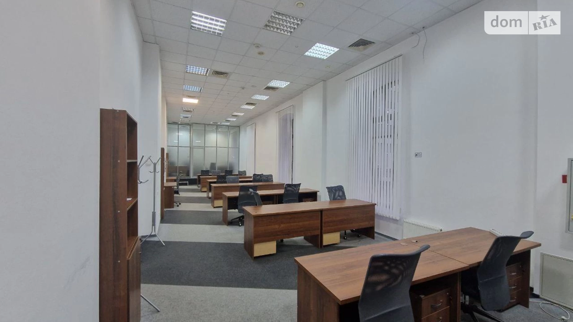 Сдается в аренду офис 336 кв. м в бизнес-центре, цена: 6000 $ - фото 3
