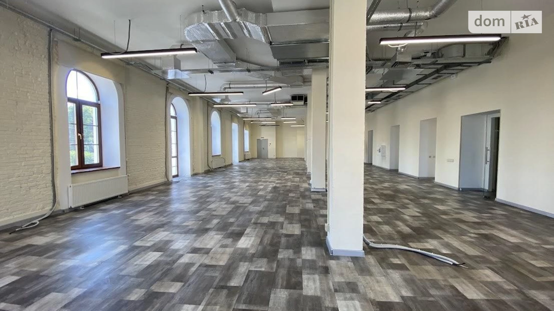 Здається в оренду офіс 1180 кв. м в бізнес-центрі, цена: 22000 $ - фото 4