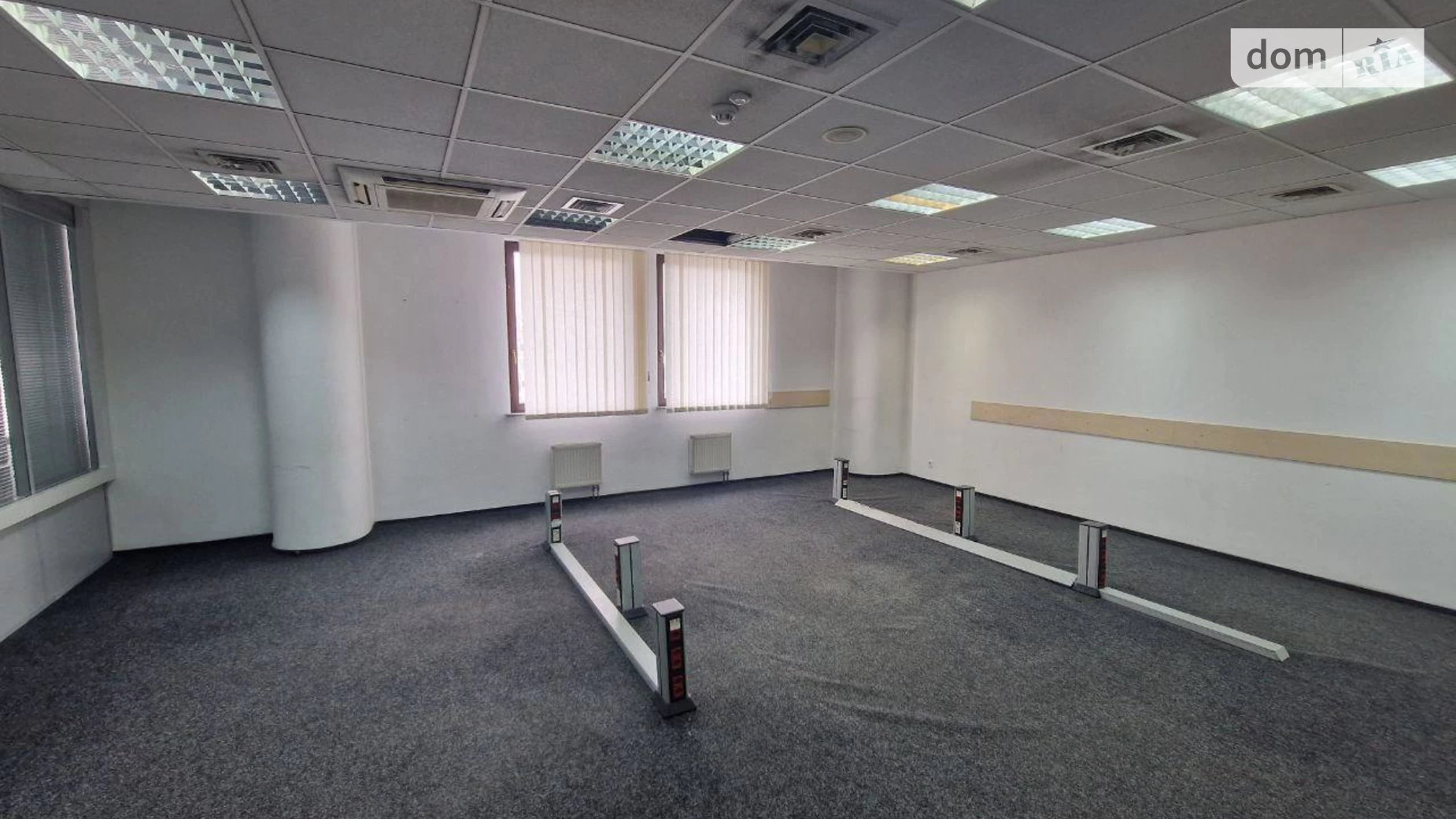 Сдается в аренду офис 834 кв. м в бизнес-центре, цена: 8350 $ - фото 5