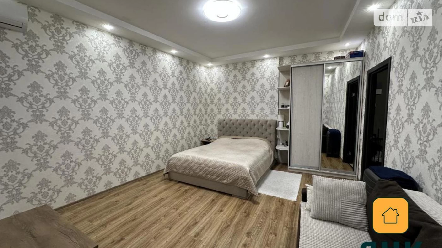 Продается 1-комнатная квартира 46 кв. м в Одессе, ул. Валерия Самофалова, 16А/2 - фото 2