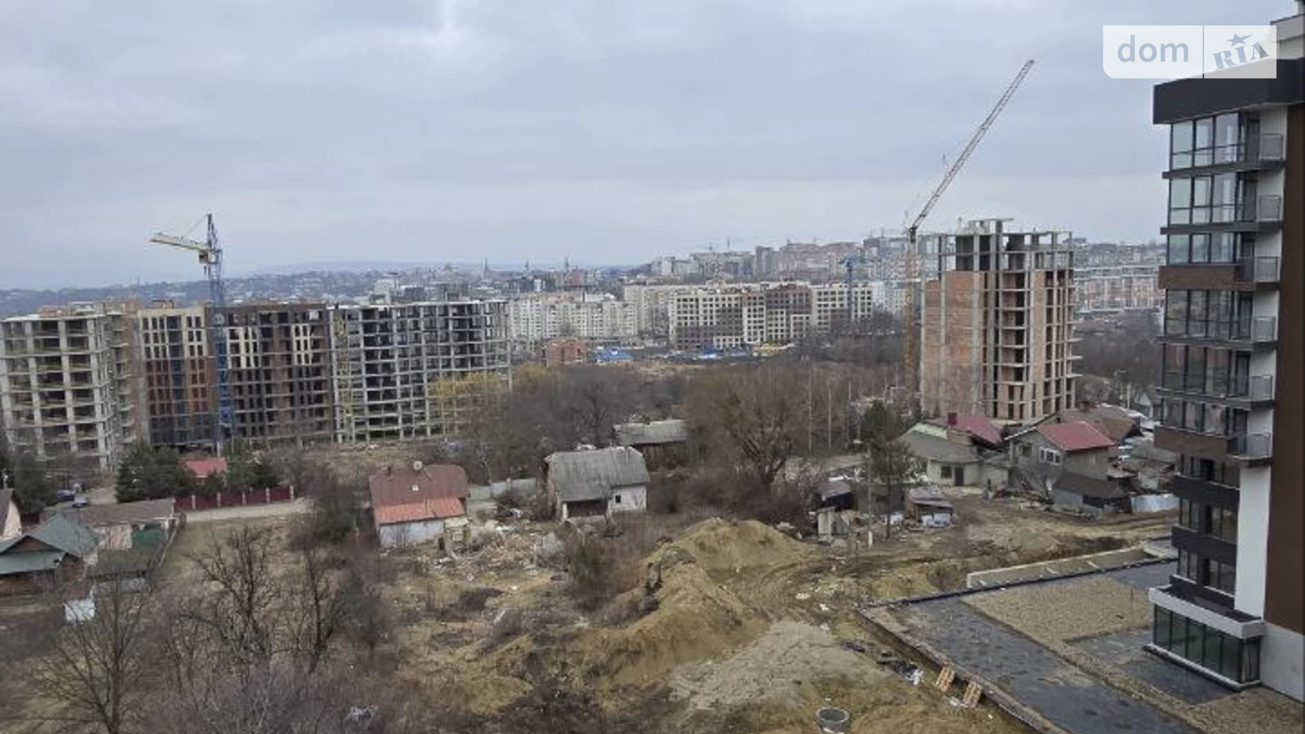 Продается 3-комнатная квартира 80 кв. м в Черновцах, ул. Науки - фото 4