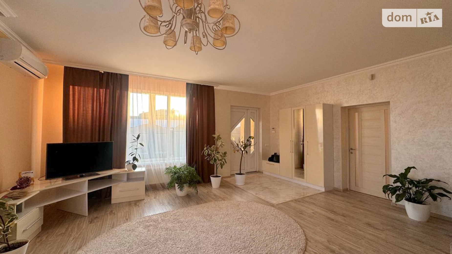 Продається одноповерховий будинок 250 кв. м з бесідкою, цена: 265000 $ - фото 2