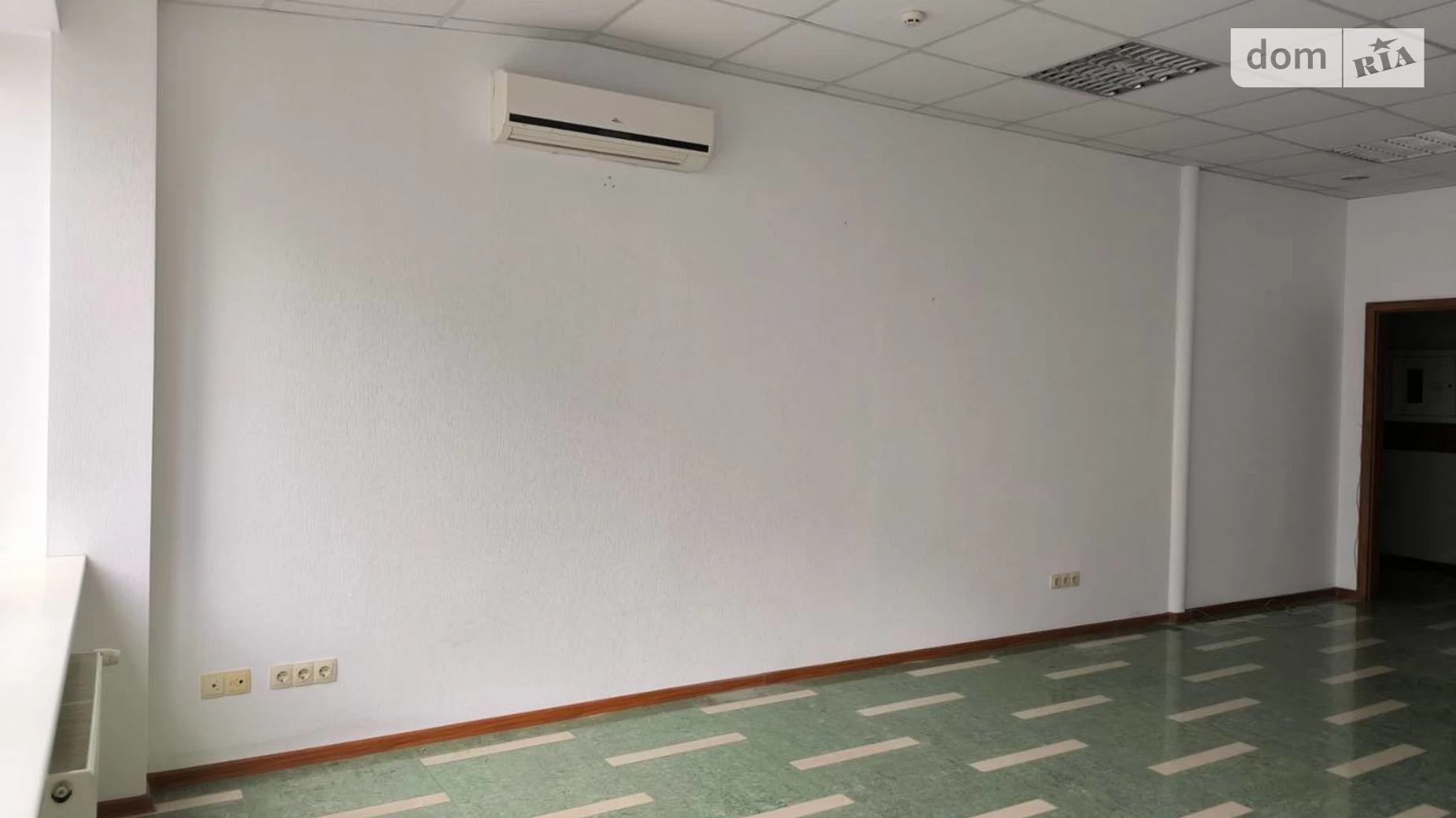 Сдается в аренду офис 35.7 кв. м в бизнес-центре, цена: 6979 грн - фото 4