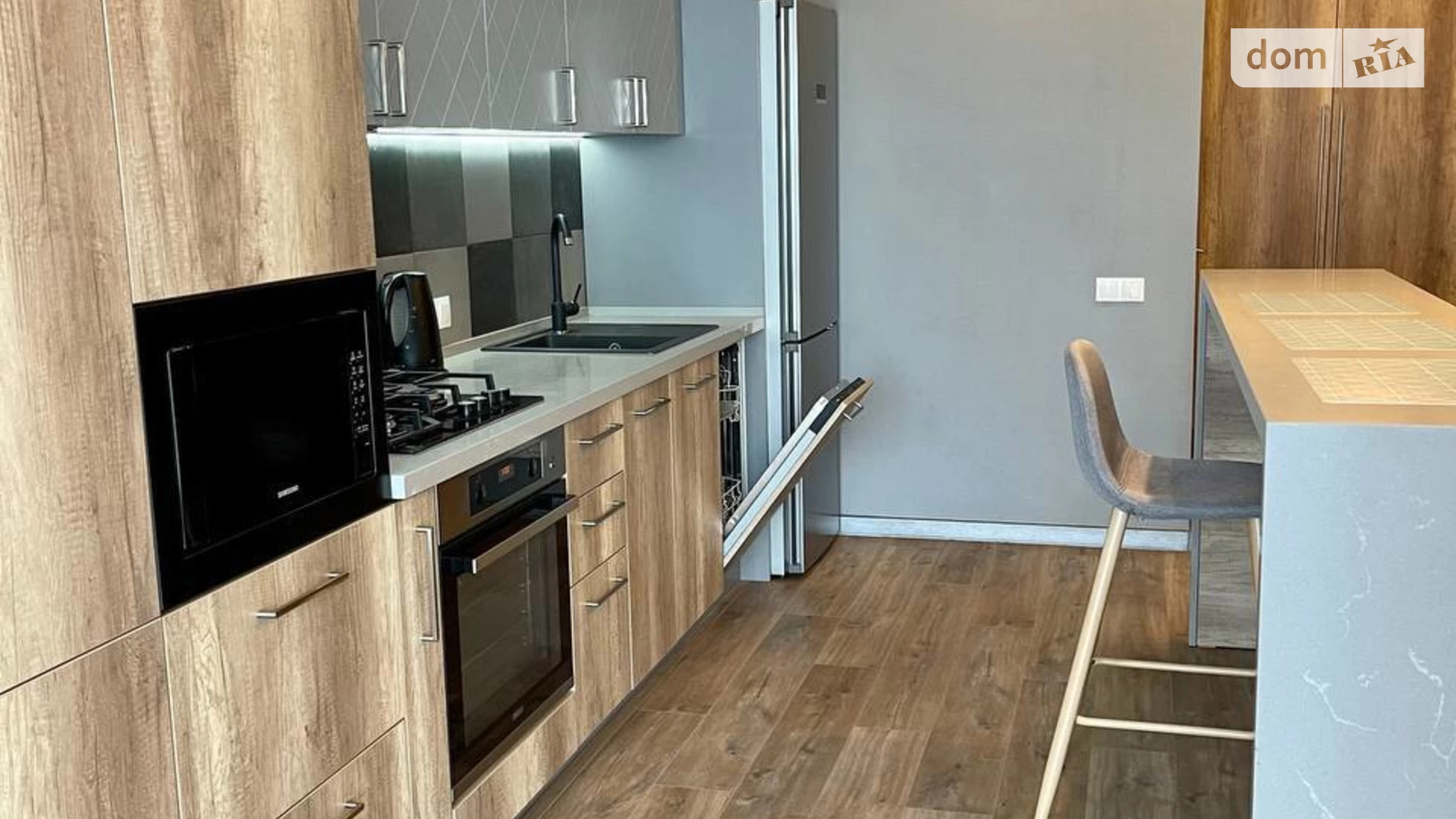 Сдается в аренду 3-комнатная квартира 80 кв. м в Днепре, ул. Светлова, 42А - фото 3