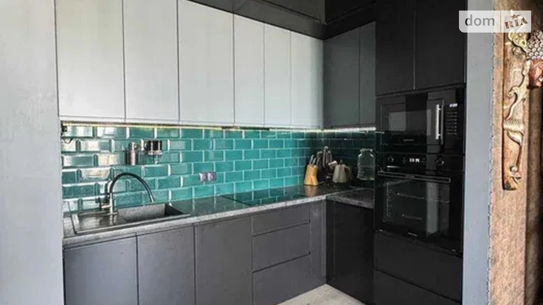 Продається 2-кімнатна квартира 42.5 кв. м у Києві, вул. Салютна, 2Б - фото 2