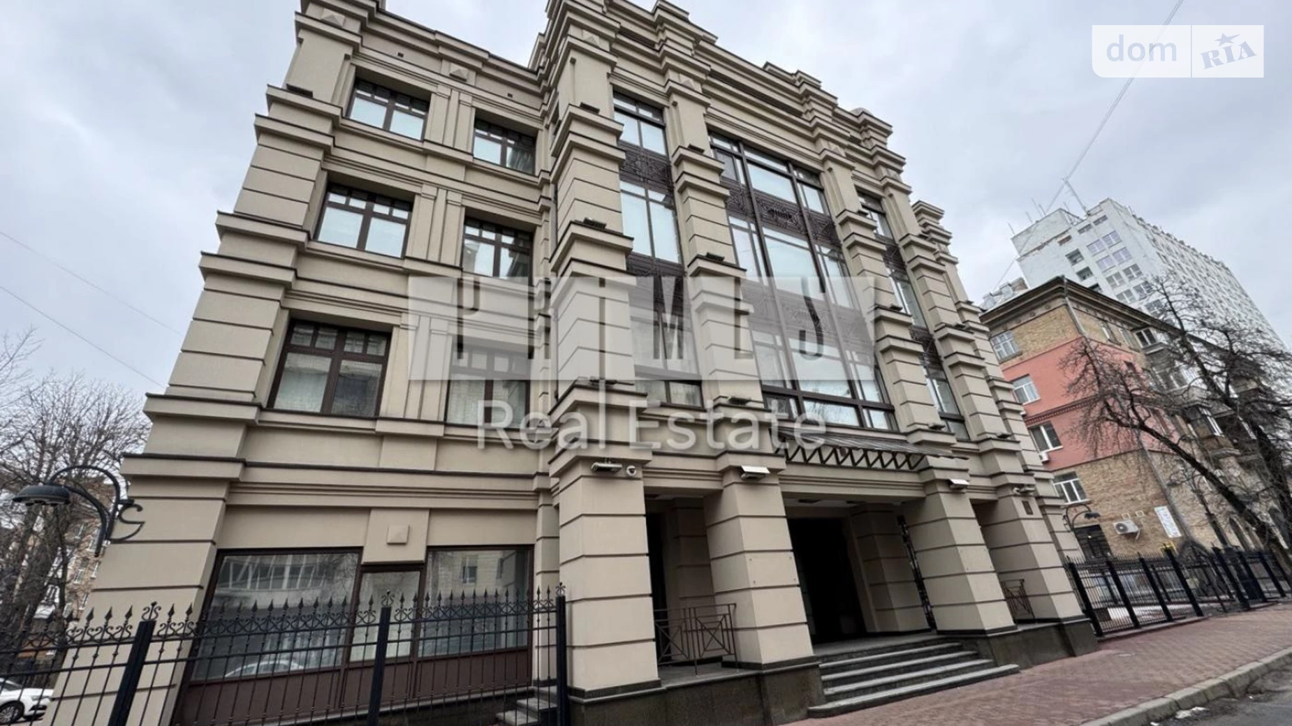 Здається в оренду офіс 2600 кв. м в бізнес-центрі, цена: 44200 $ - фото 2