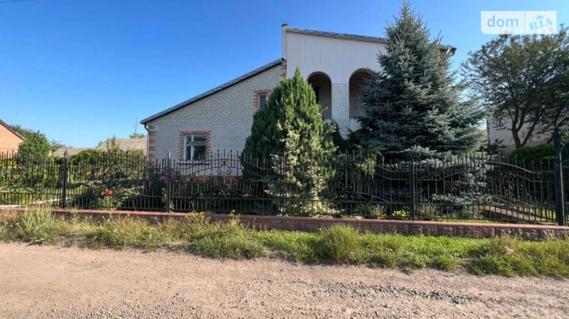 Продается дом на 2 этажа 147 кв. м с балконом, цена: 70000 $ - фото 2