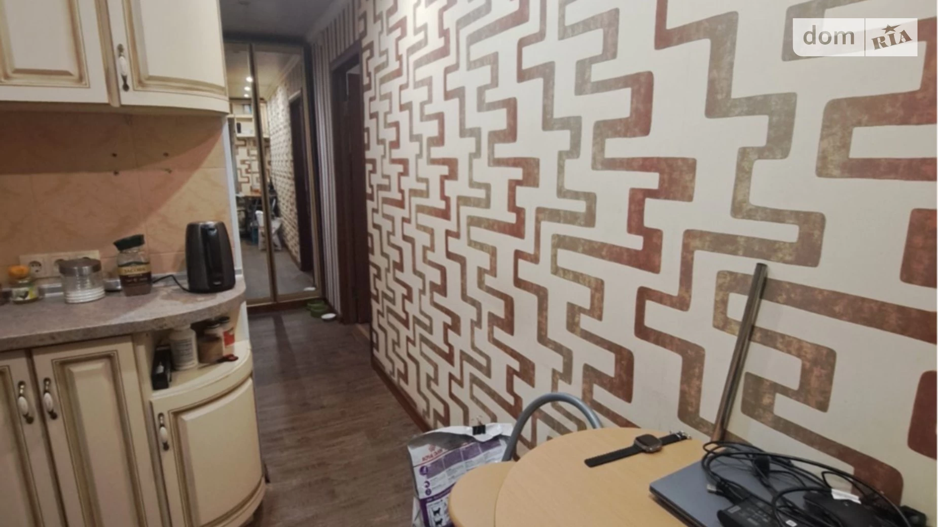 Продается 2-комнатная квартира 43 кв. м в Полтаве, ул. Соборности - фото 2
