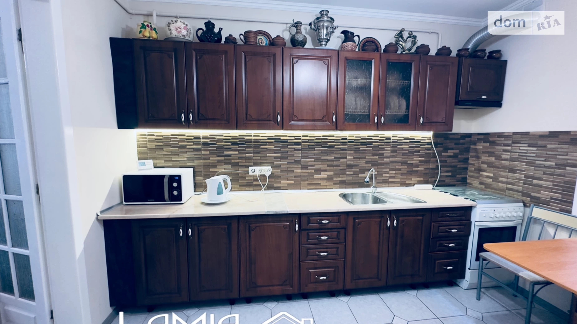Сдается в аренду дом на 2 этажа 150 кв. м с участком, цена: 750 $ - фото 3