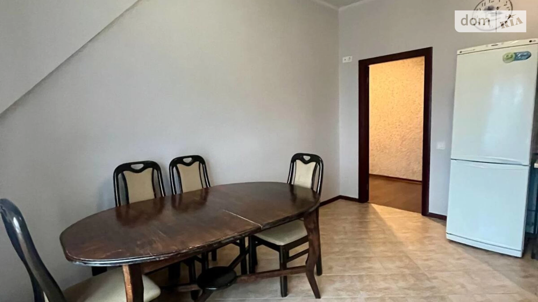 Продается 2-комнатная квартира 81 кв. м в Ивано-Франковске, ул. Стуса Василия - фото 2