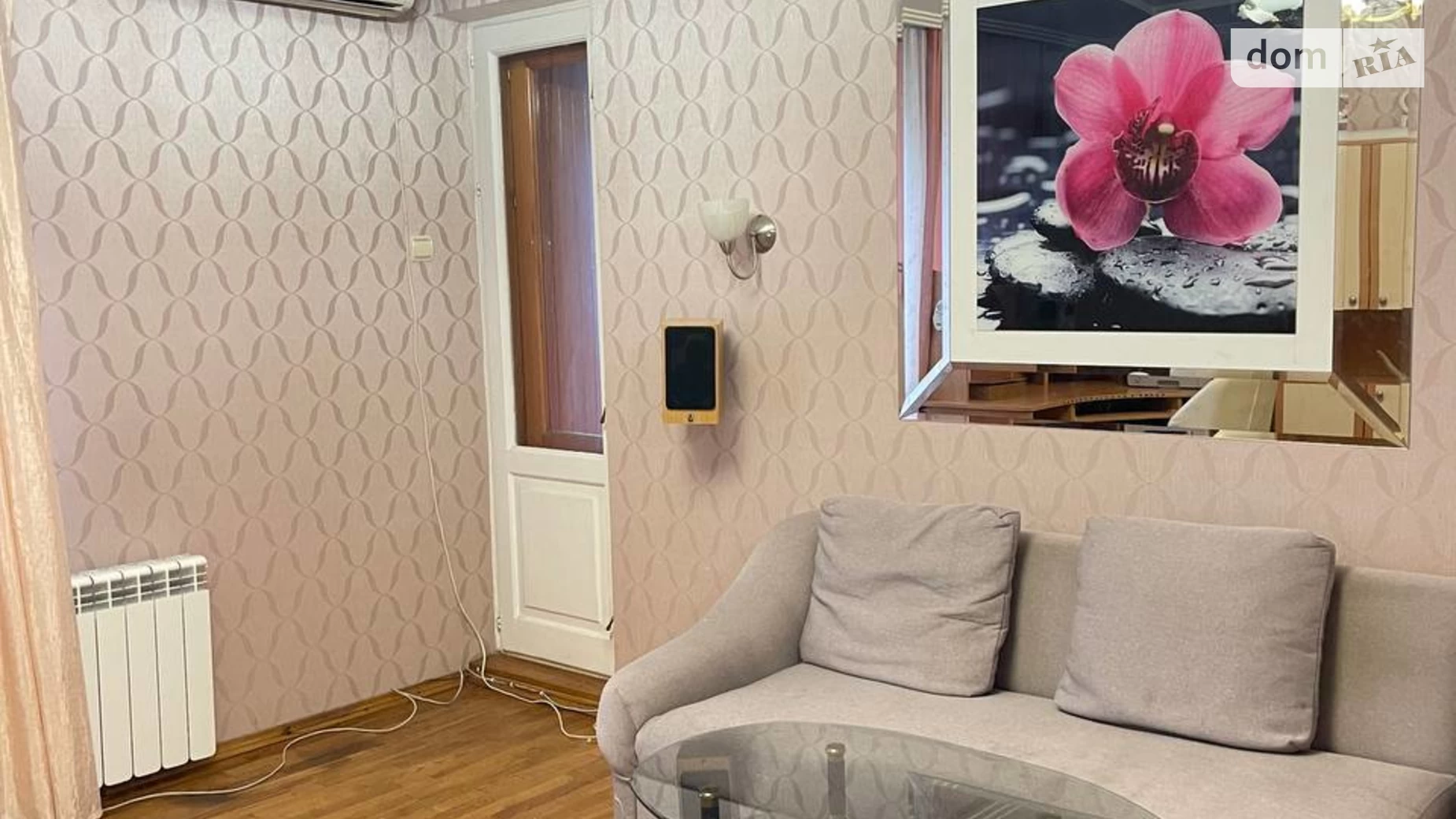 Продается 2-комнатная квартира 49.9 кв. м в, цена: 35000 $ - фото 2