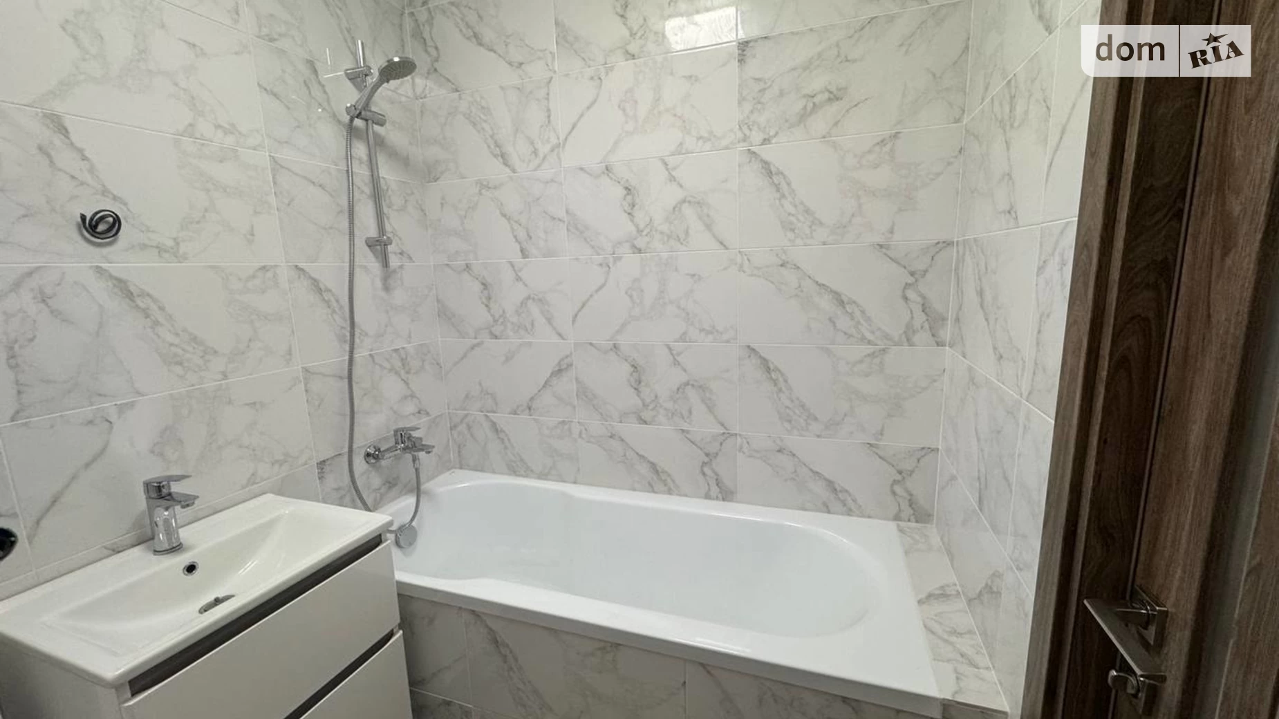 Продається 2-кімнатна квартира 63.8 кв. м у Хмельницькому, вул. Кармелюка, 7А - фото 3