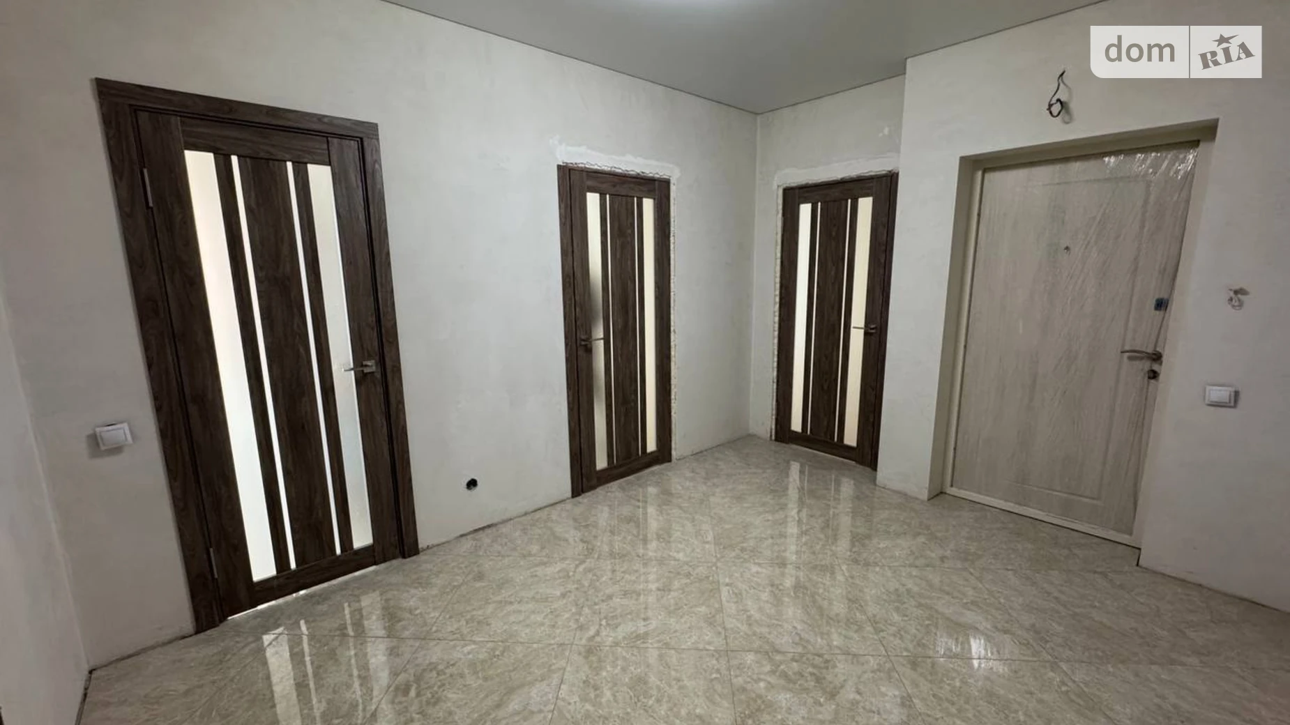 Продається 2-кімнатна квартира 63.8 кв. м у Хмельницькому, вул. Кармелюка, 7А - фото 2