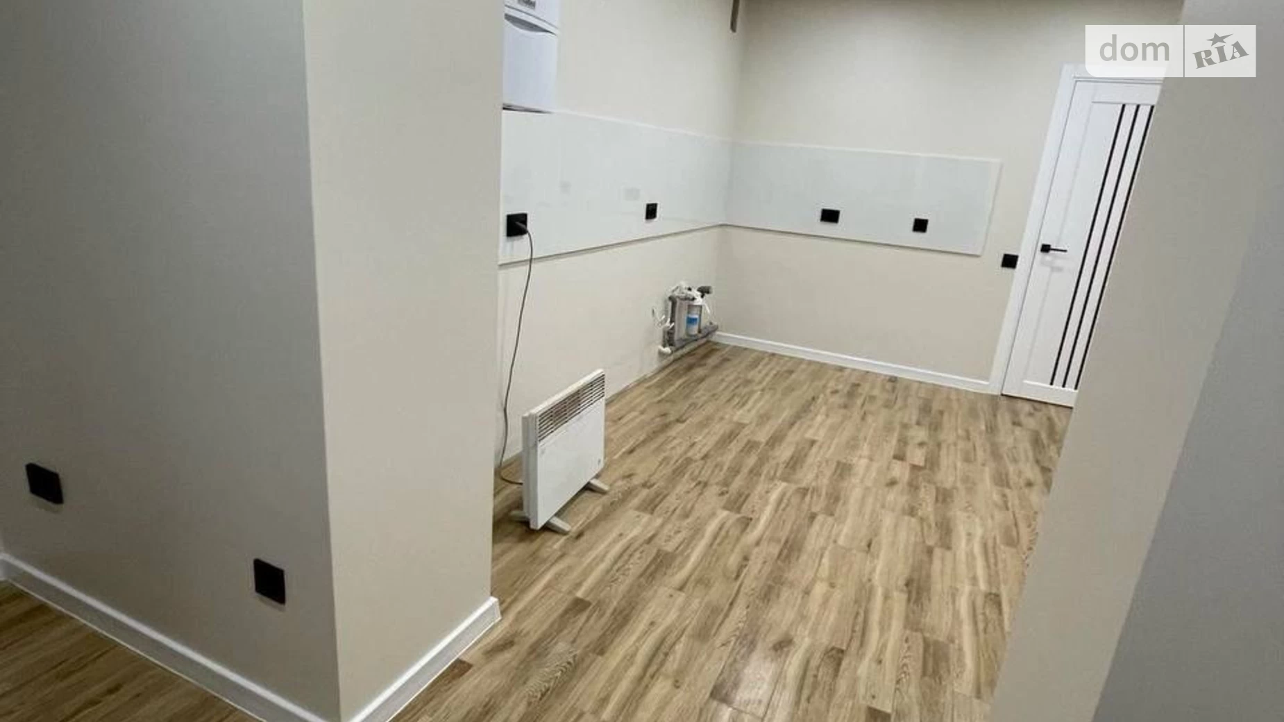 1-комнатная квартира 40 кв. м в Тернополе, цена: 45000 $ - фото 4