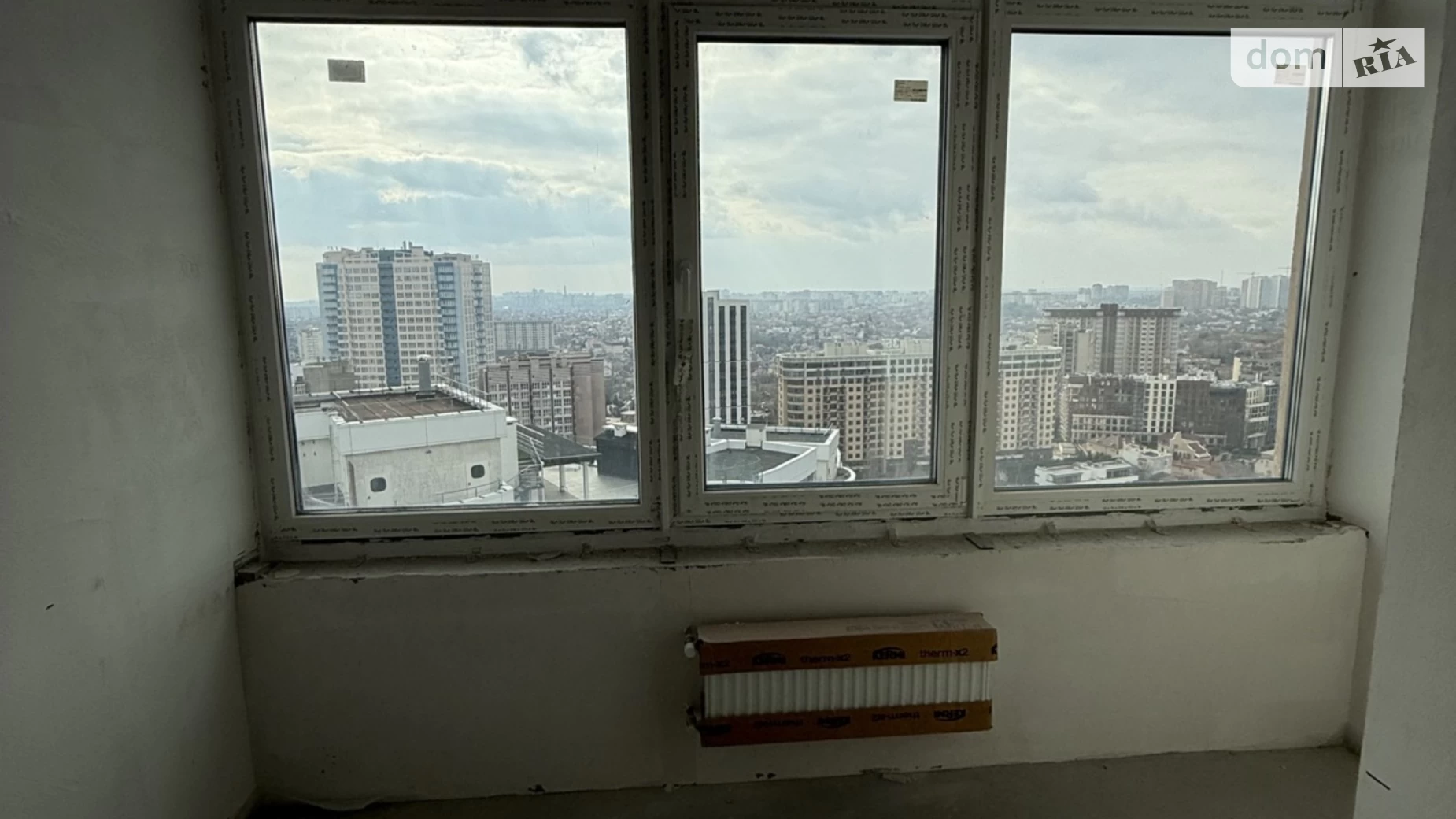 Продається 1-кімнатна квартира 40 кв. м у Одесі, вул. Валерія Самофалова, 16А/4 - фото 3