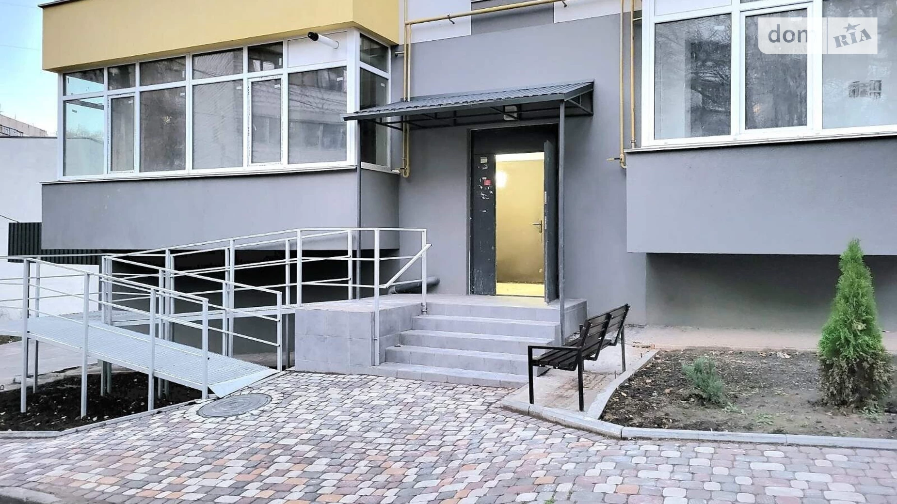 Продается 2-комнатная квартира 65.2 кв. м в Виннице, ул. Полевая, 8 - фото 2