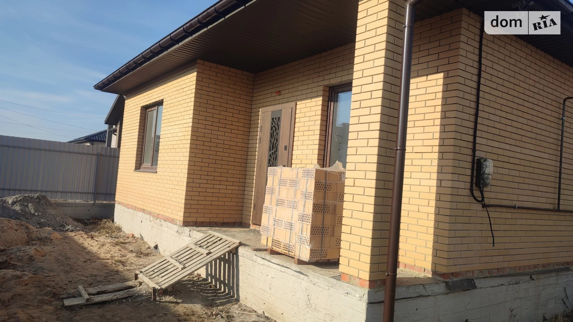 Продается одноэтажный дом 110 кв. м с садом, цена: 87000 $ - фото 2