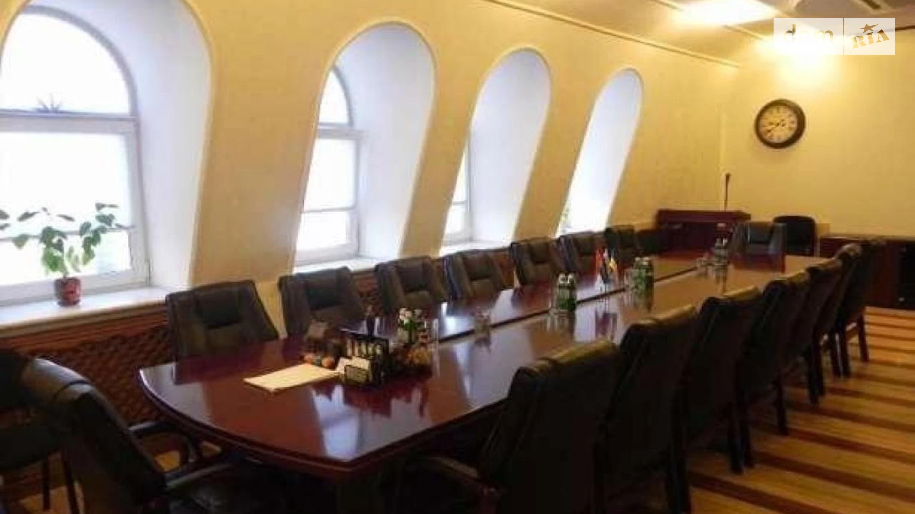 Сдается в аренду офис 1659.3 кв. м в бизнес-центре, цена: 26700 $ - фото 2