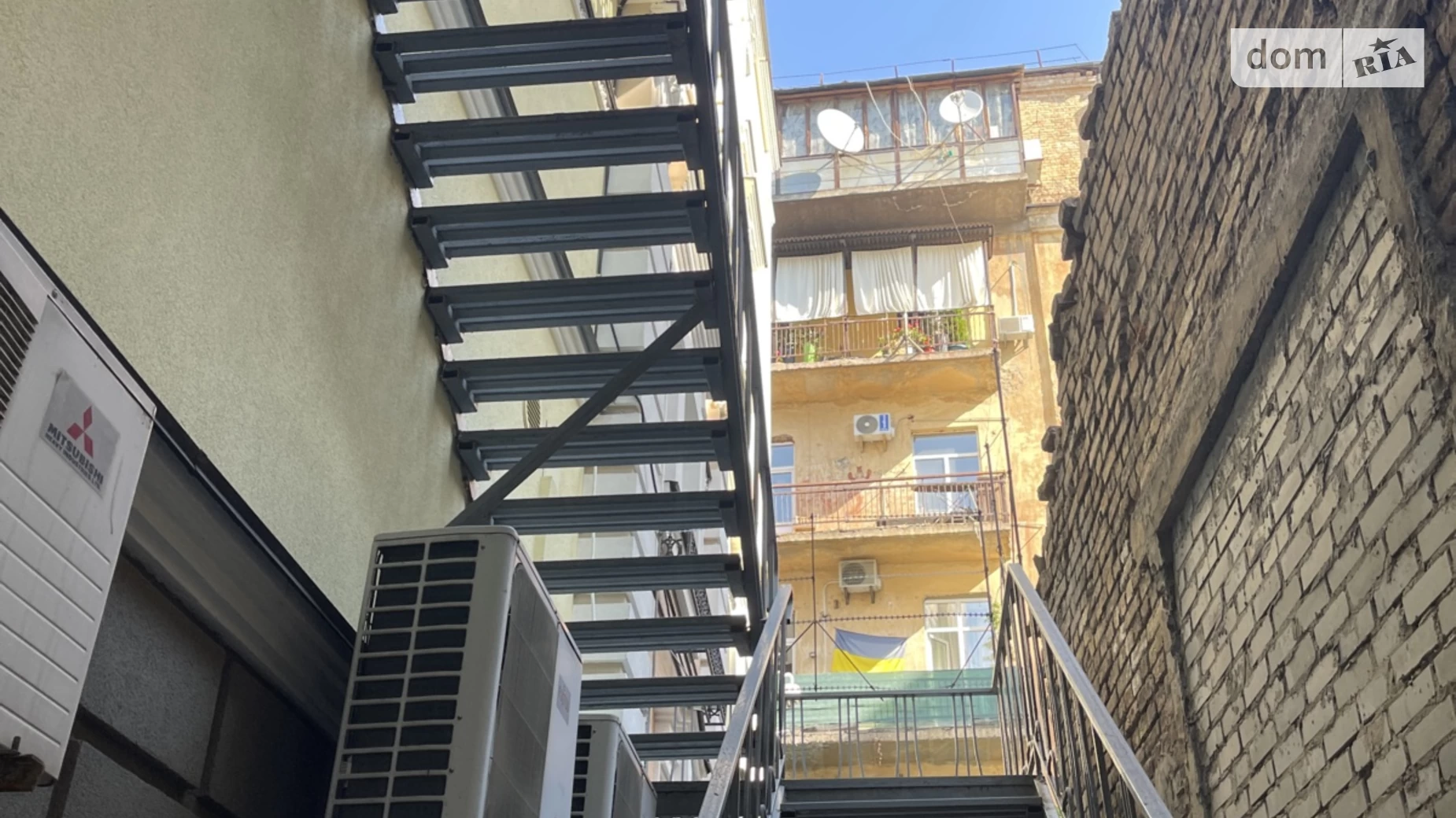 Сдается в аренду офис 1659.3 кв. м в бизнес-центре, цена: 26700 $ - фото 5
