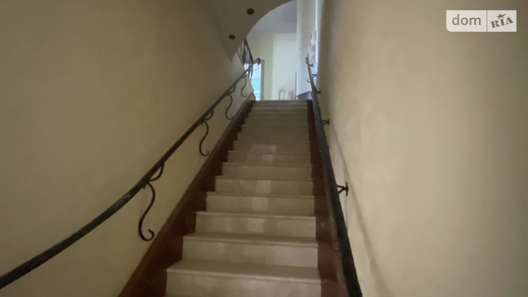 Продается офис 1659.3 кв. м в бизнес-центре, цена: 5000000 $ - фото 4
