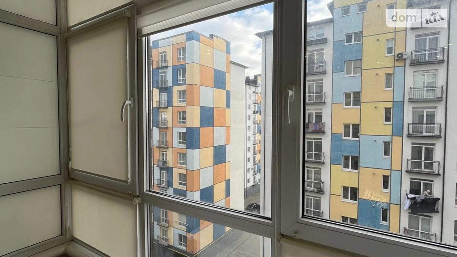 Продається 2-кімнатна квартира 58 кв. м у Івано-Франківську, вул. Довженка О. - фото 2