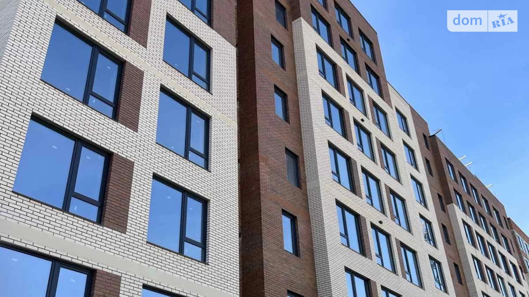 Продается 2-комнатная квартира 58.63 кв. м в Черновцах, просп. Независимости, 137А - фото 2