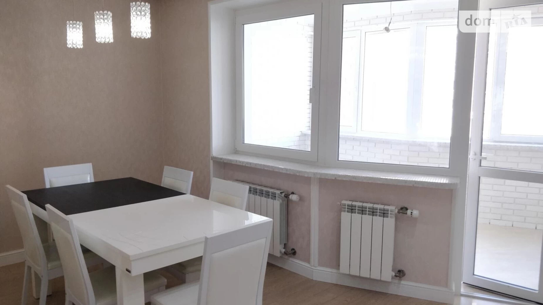 Продается 4-комнатная квартира 122.3 кв. м в Киеве, ул. Срибнокильская, 12 - фото 3
